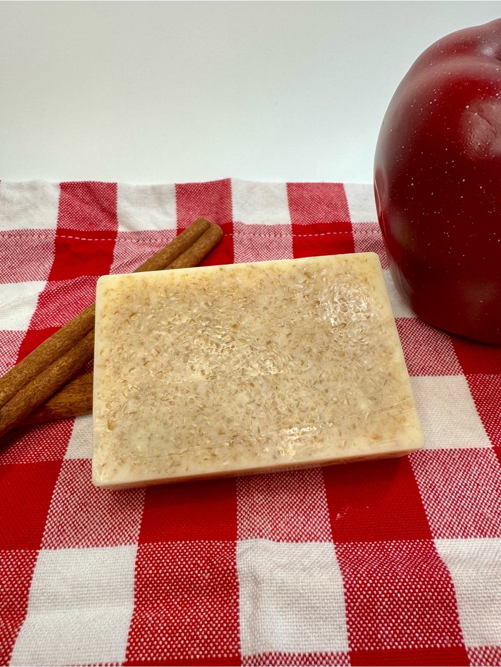 Cinnamon Apple Pie Honey Oat Goat’s Milk Soap